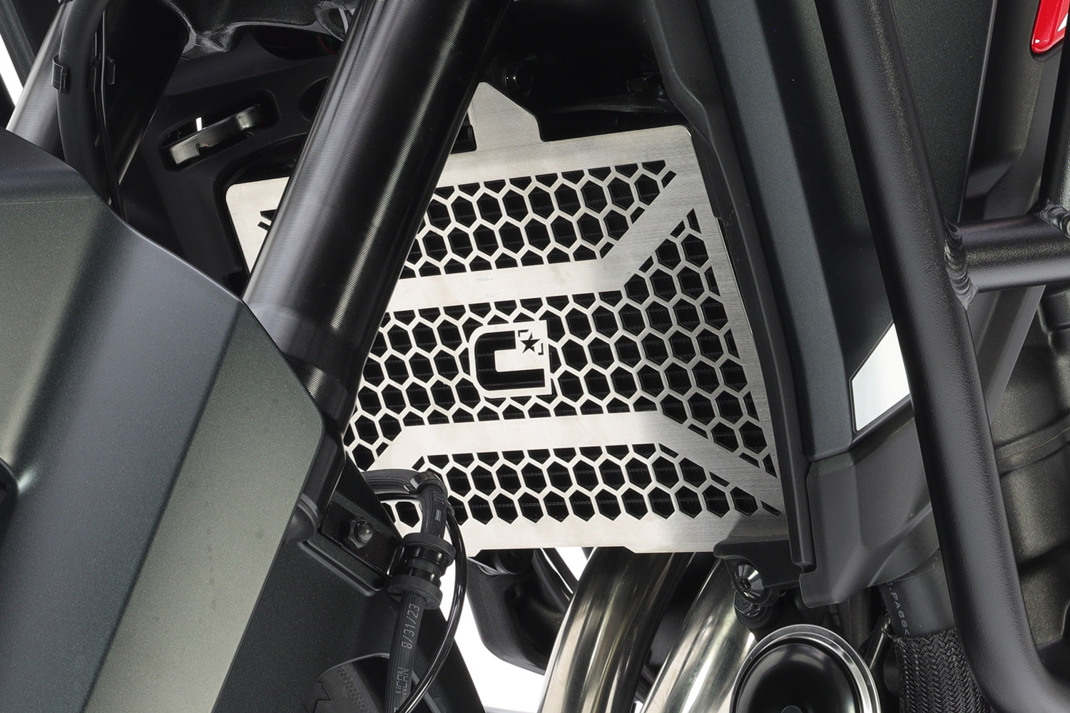 FRONT RADIATOR GUARD CROSSPRO HONDA NX 500 2025 - Wadamart